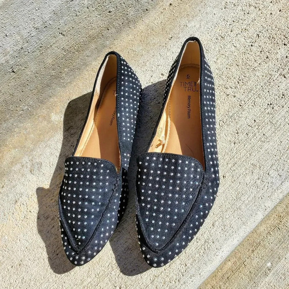Time And Tru Memory Foam Slip-On Studded Loafers Women's Size 6 Black Silver - Picture 2 of 9